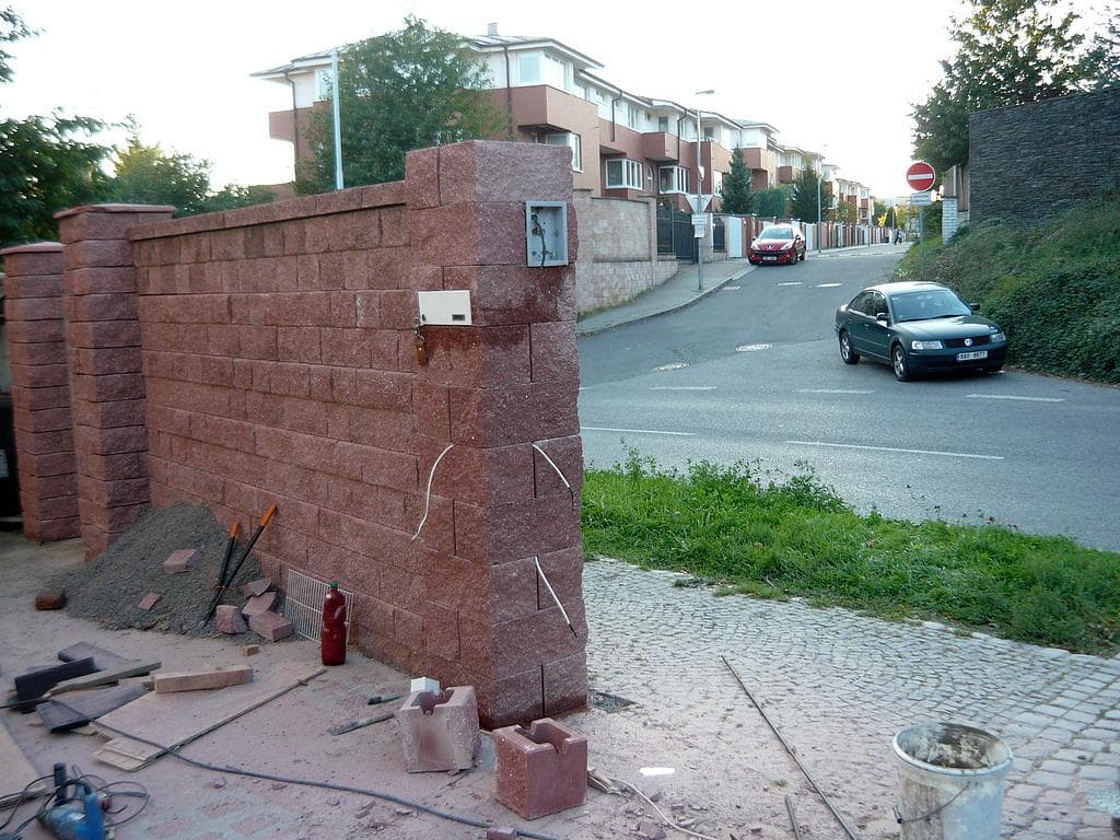 Plot Jinonice - fotografie 1